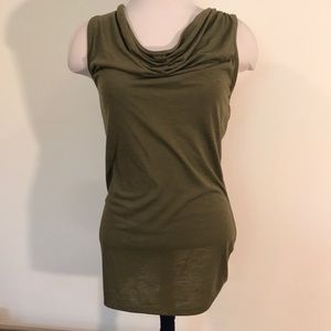 3 for $15 or 5 for $25 🌺🛍
Mossimo tank blouse